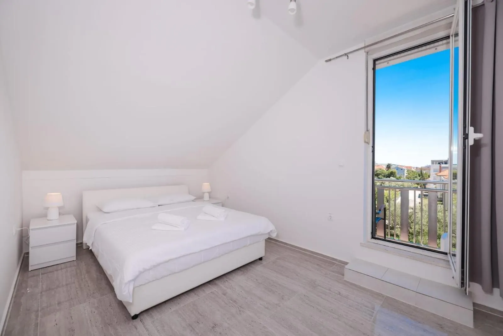 Apartmentszelic Ζαντάρ 0*,