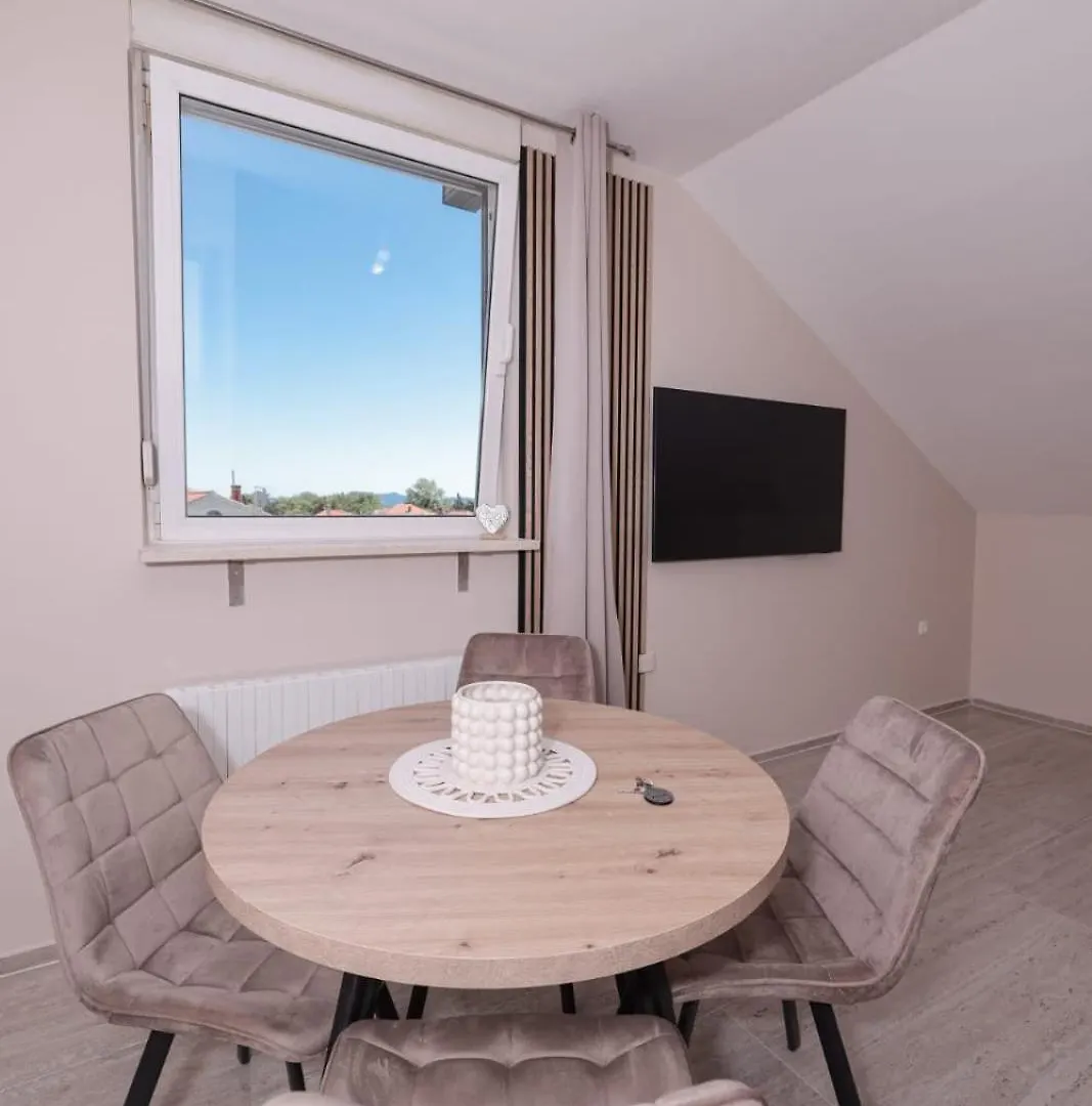 Apartmentszelic Ζαντάρ Διαμέρισμα